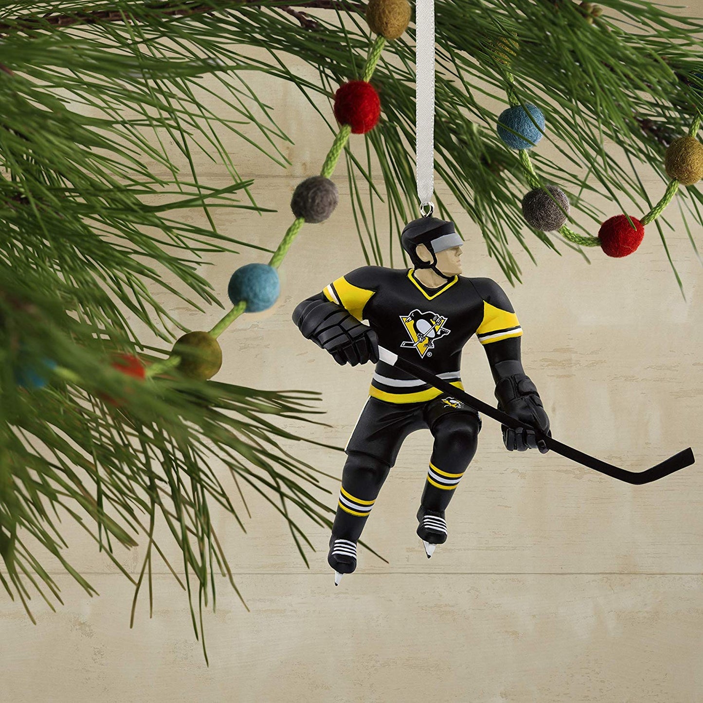 Fire Sale! Hallmark NHL Team Christmas Holiday Ornament